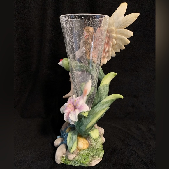 Ok Lighting - Crackle Glass Flower Vase With Angel / Fairy Statue - Picture 4 of 14